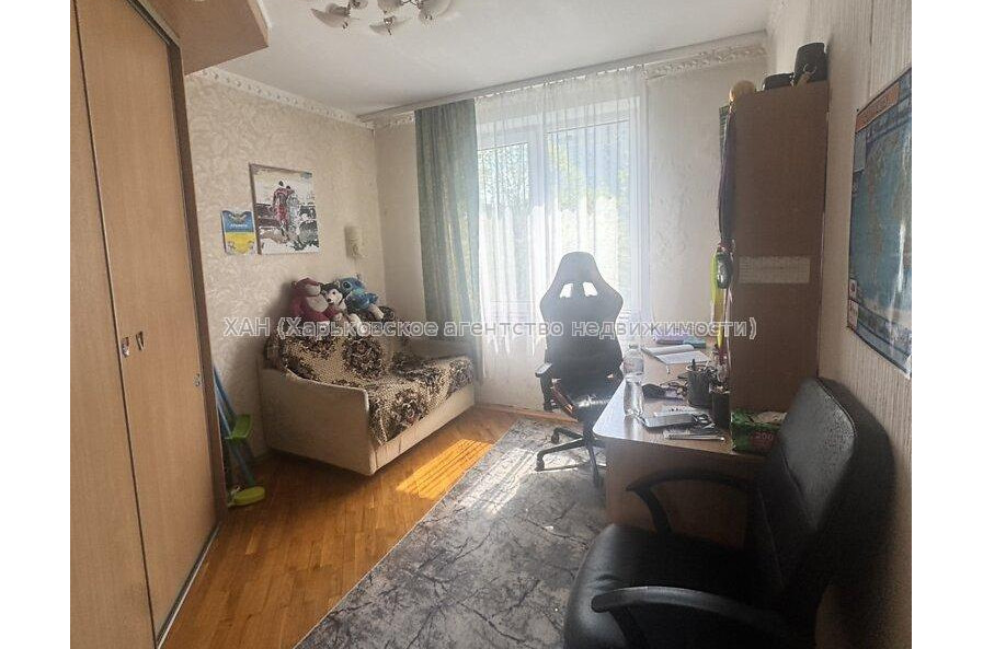 Продам квартиру, Библика ул. , 2  ком., 47 м², косметический ремонт 