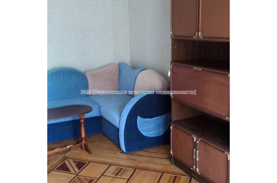 Продам квартиру, Науки просп. , 88 , 2 кім., 43 м², косметический ремонт 