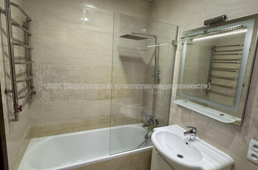 Продам квартиру, Георгия Тарасенко ул. , 1 кім., 40.20 м², евроремонт 