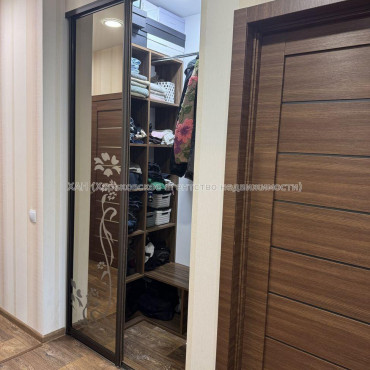 Продам квартиру, Георгия Тарасенко ул. , 1 кім., 40.20 м², евроремонт 