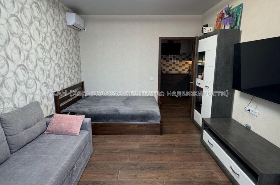 Продам квартиру, Георгия Тарасенко ул. , 1 кім., 40.20 м², евроремонт 