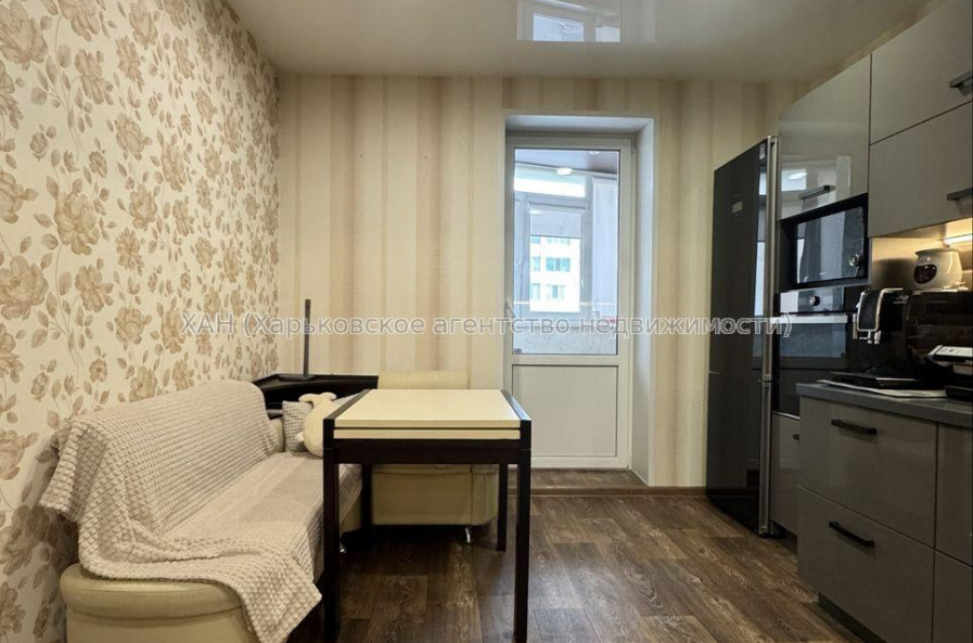 Продам квартиру, Георгия Тарасенко ул. , 1 кім., 40.20 м², евроремонт 