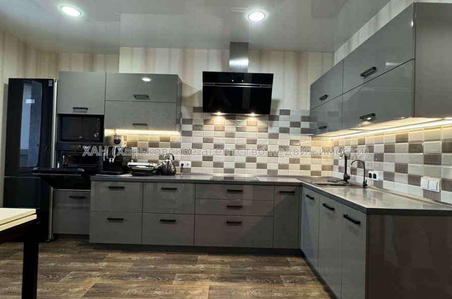 Продам квартиру, Георгия Тарасенко ул. , 1 кім., 40.20 м², евроремонт 