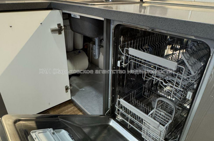 Продам квартиру, Георгия Тарасенко ул. , 1 кім., 40.20 м², евроремонт 