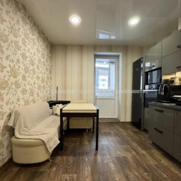 Продам квартиру, Георгия Тарасенко ул. , 1 кім., 40.20 м², евроремонт 