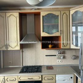 Продам квартиру, Героев Харькова просп. , 2 кім., 61.50 м², капитальный ремонт