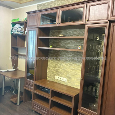 Продам квартиру, Героев Харькова просп. , 2 кім., 61.50 м², капитальный ремонт 
