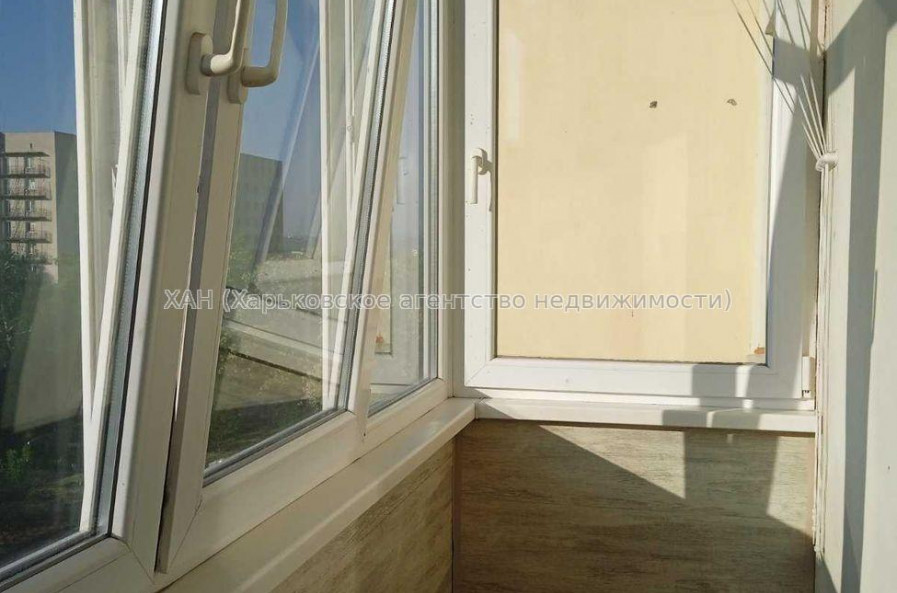 Продам квартиру, Победы просп. , 1 кім., 41 м², косметический ремонт 