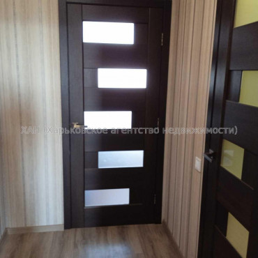 Продам квартиру, Победы просп. , 1 кім., 41 м², косметический ремонт 