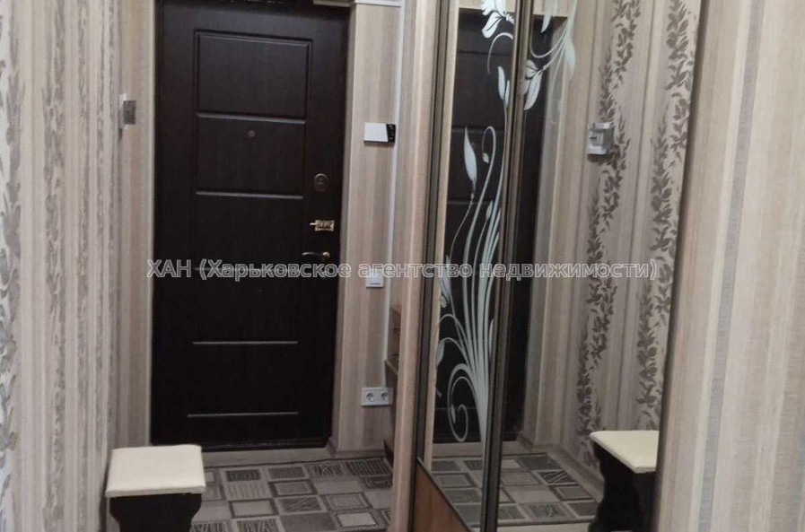 Продам квартиру, Победы просп. , 1 кім., 41 м², косметический ремонт 