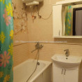 Продам квартиру, Победы просп. , 1 кім., 41 м², косметический ремонт 