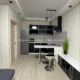 Продам квартиру, Драгоманова ул. , 1 кім., 38 м², капитальный ремонт 