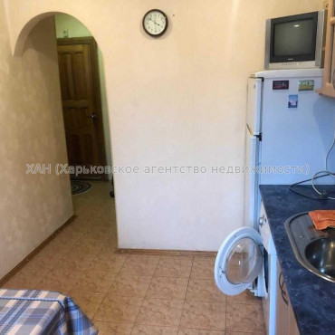 Продам квартиру, Единства ул. , 1 кім., 43 м², косметический ремонт 