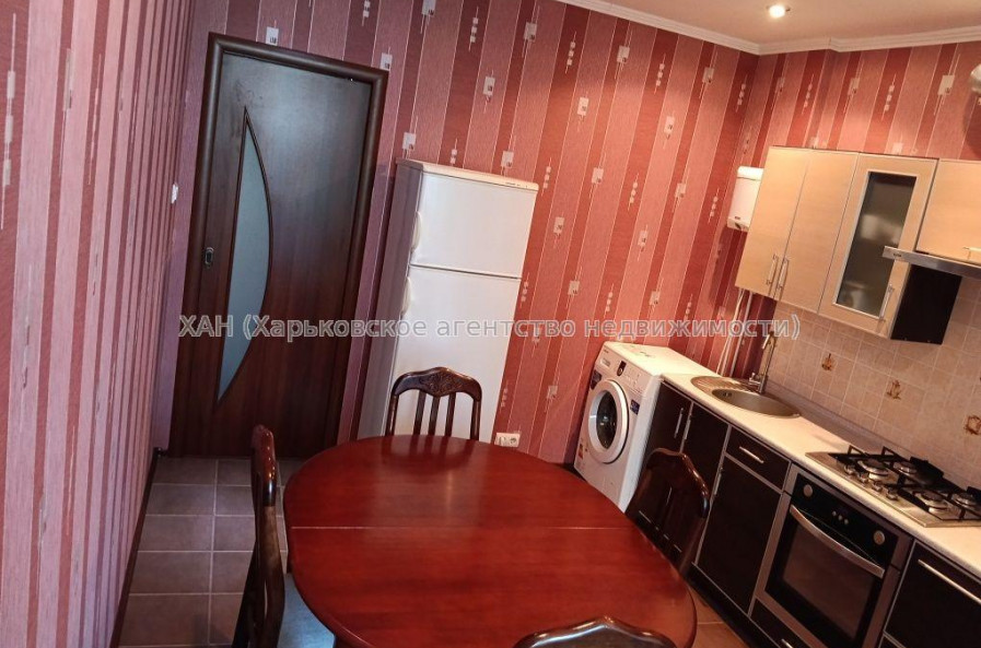 Продам квартиру, Соборности Украины ул. , 1 кім., 51 м², евроремонт 