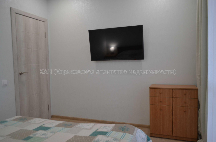 Продам квартиру, Победы просп. , 1 кім., 48 м², евроремонт 