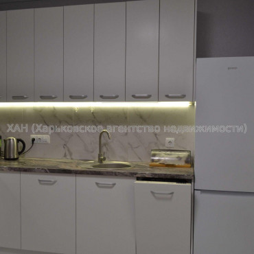 Продам квартиру, Победы просп. , 1 кім., 48 м², евроремонт 