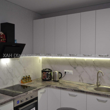 Продам квартиру, Победы просп. , 1 кім., 48 м², евроремонт 