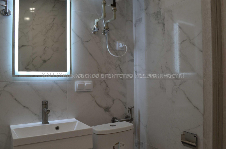 Продам квартиру, Победы просп. , 1 кім., 48 м², евроремонт 