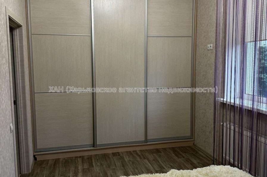 Продам квартиру, Библика ул. , 3 кім., 63 м², капитальный ремонт 