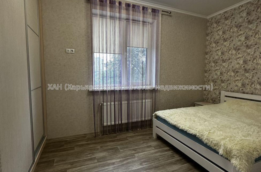 Продам квартиру, Библика ул. , 3 кім., 63 м², капитальный ремонт 