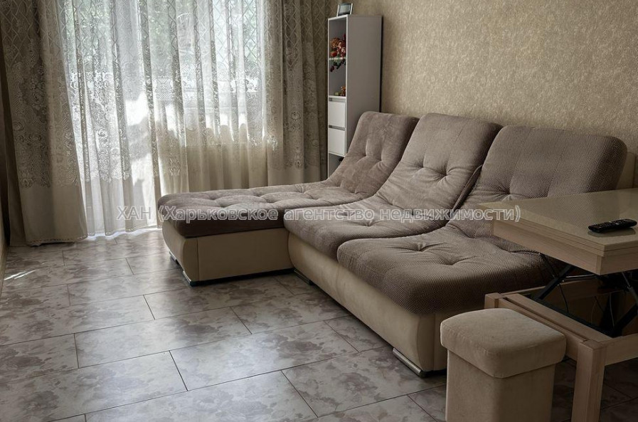 Продам квартиру, Библика ул. , 3 кім., 63 м², капитальный ремонт 