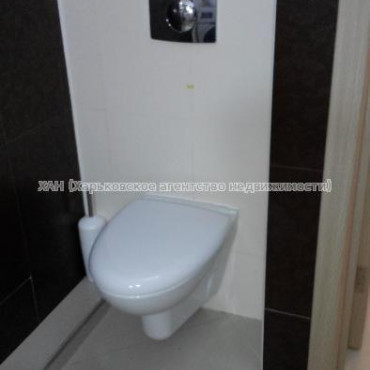 Продам квартиру, Петра Болбочана ул. , 3  ком., 111 м², капитальный ремонт 