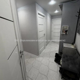Продам квартиру, Льва Ландау просп. , 2  ком., 45.10 м², евроремонт