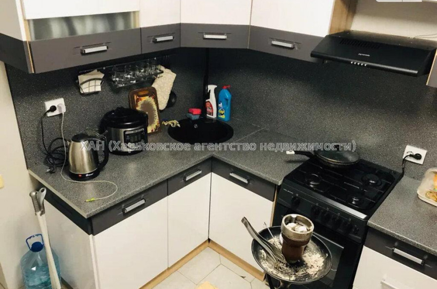 Продам квартиру, Садовый пер. , 2 кім., 45.10 м², евроремонт 