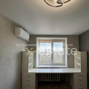 Продам квартиру, Садовый пер. , 2 кім., 45.10 м², евроремонт 