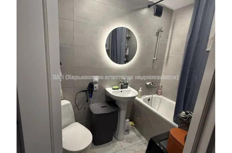 Продам квартиру, Садовый пер. , 2 кім., 45.10 м², евроремонт 