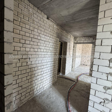 Продам квартиру, Сергея Барсукова ул. , 2 кім., 65 м², без ремонта 