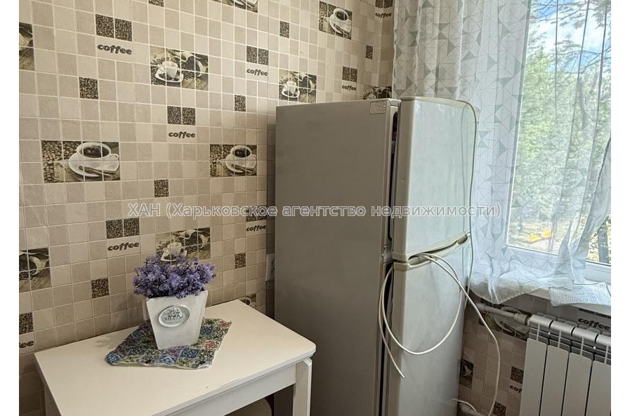 Продам квартиру, Непокоренных ул. , 47Б , 2 кім., 44.10 м², косметический ремонт 