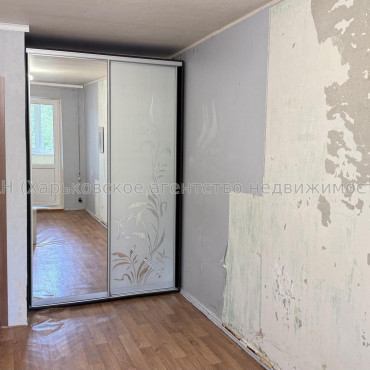Продам квартиру, Непокоренных ул. , 47Б , 2 кім., 44.10 м², косметический ремонт 