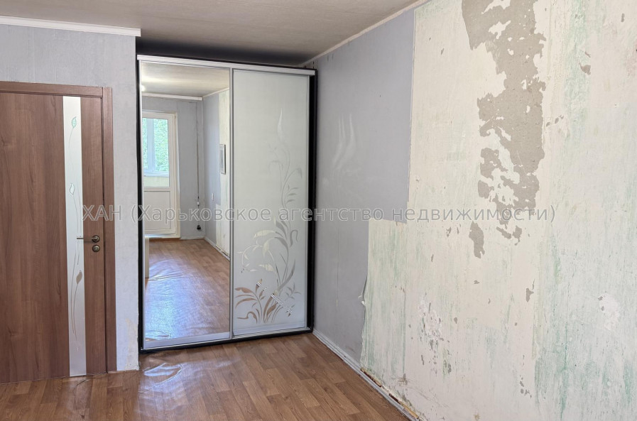 Продам квартиру, Непокоренных ул. , 47Б , 2 кім., 44.10 м², косметический ремонт 