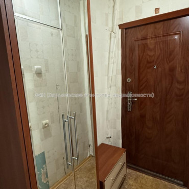 Продам квартиру, Непокоренных ул. , 47Б , 2 кім., 44.10 м², косметический ремонт 