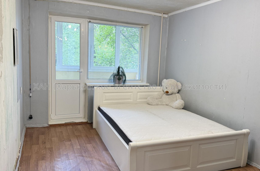 Продам квартиру, Непокоренных ул. , 47Б , 2 кім., 44.10 м², косметический ремонт 