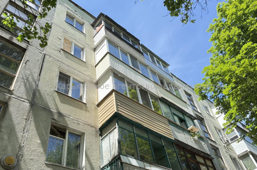 Продам квартиру, Непокоренных ул. , 47Б , 2 кім., 44.10 м², косметический ремонт 