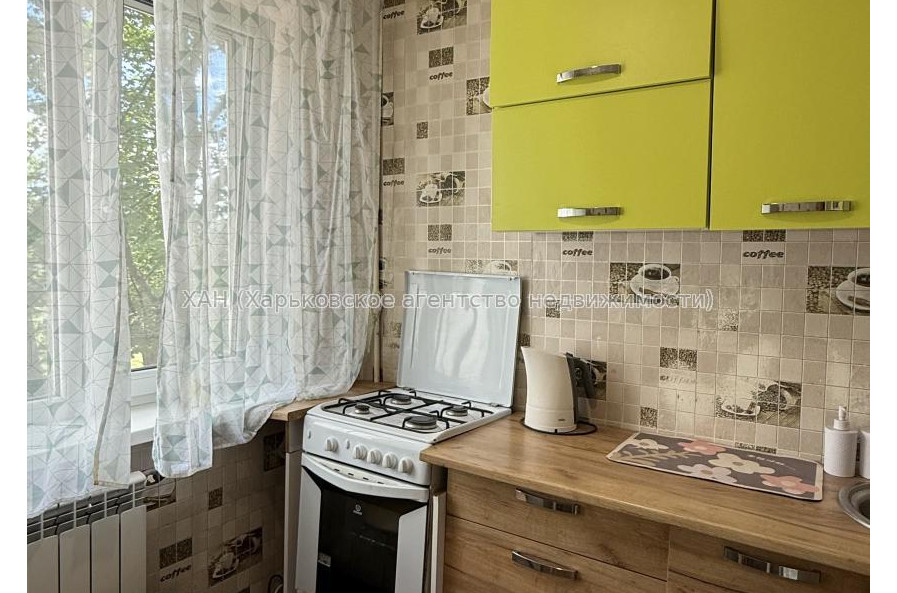 Продам квартиру, Непокоренных ул. , 47Б , 2 кім., 44.10 м², косметический ремонт 