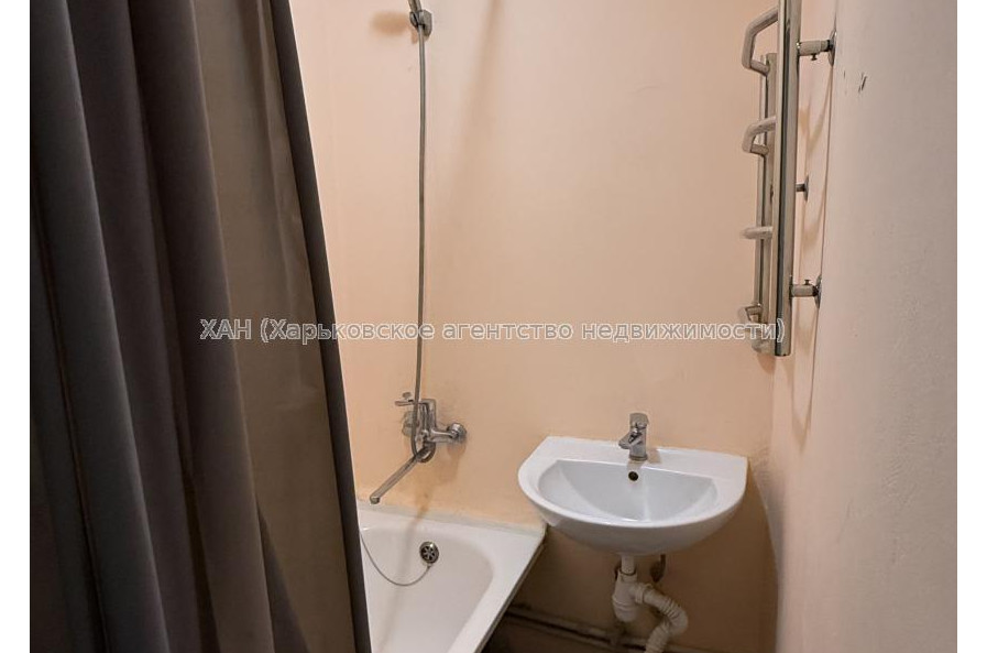 Продам квартиру, Непокоренных ул. , 47Б , 2 кім., 44.10 м², косметический ремонт 
