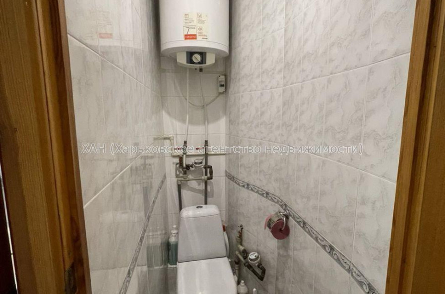Продам квартиру, Светлая ул. , 2 кім., 44 м², косметический ремонт 