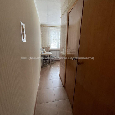 Продам квартиру, Светлая ул. , 2 кім., 44 м², косметический ремонт 