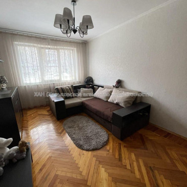 Продам квартиру, Светлая ул. , 2 кім., 44 м², косметический ремонт 