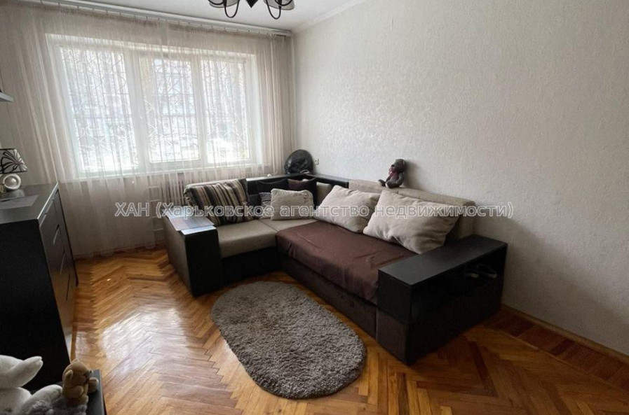 Продам квартиру, Светлая ул. , 2 кім., 44 м², косметический ремонт 