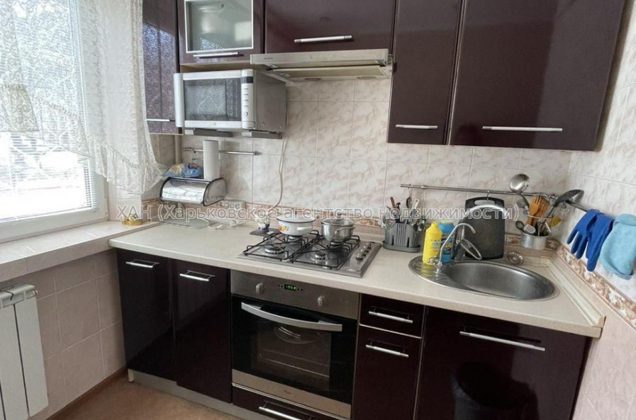 Продам квартиру, Светлая ул. , 2 кім., 44 м², косметический ремонт 
