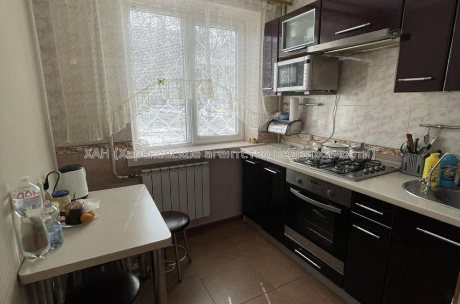 Продам квартиру, Светлая ул. , 2 кім., 44 м², косметический ремонт 