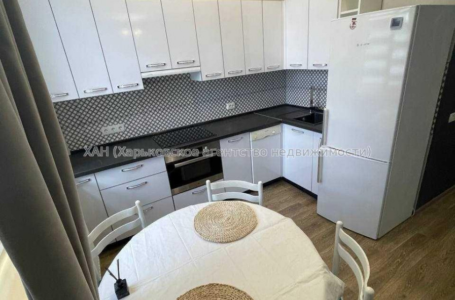 Продам квартиру, Подольский пер. , 1 кім., 46 м², евроремонт 