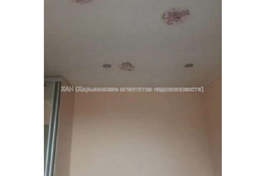 Продам квартиру, Кибальчича ул. , 4  ком., 82 м², частичный ремонт 