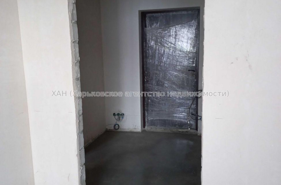 Продам квартиру, Барабашова академика ул. , 1 кім., 35 м², без отделочных работ 