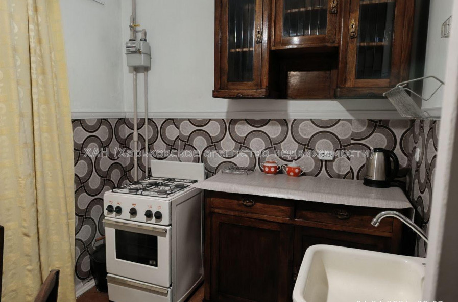 Продам квартиру, Юбилейный просп. , 3 кім., 64 м², косметический ремонт 