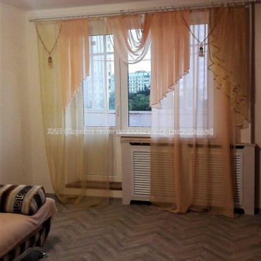 Сдам квартиру, Ахсарова Энвера ул. , 1  ком., 35 м², евроремонт 